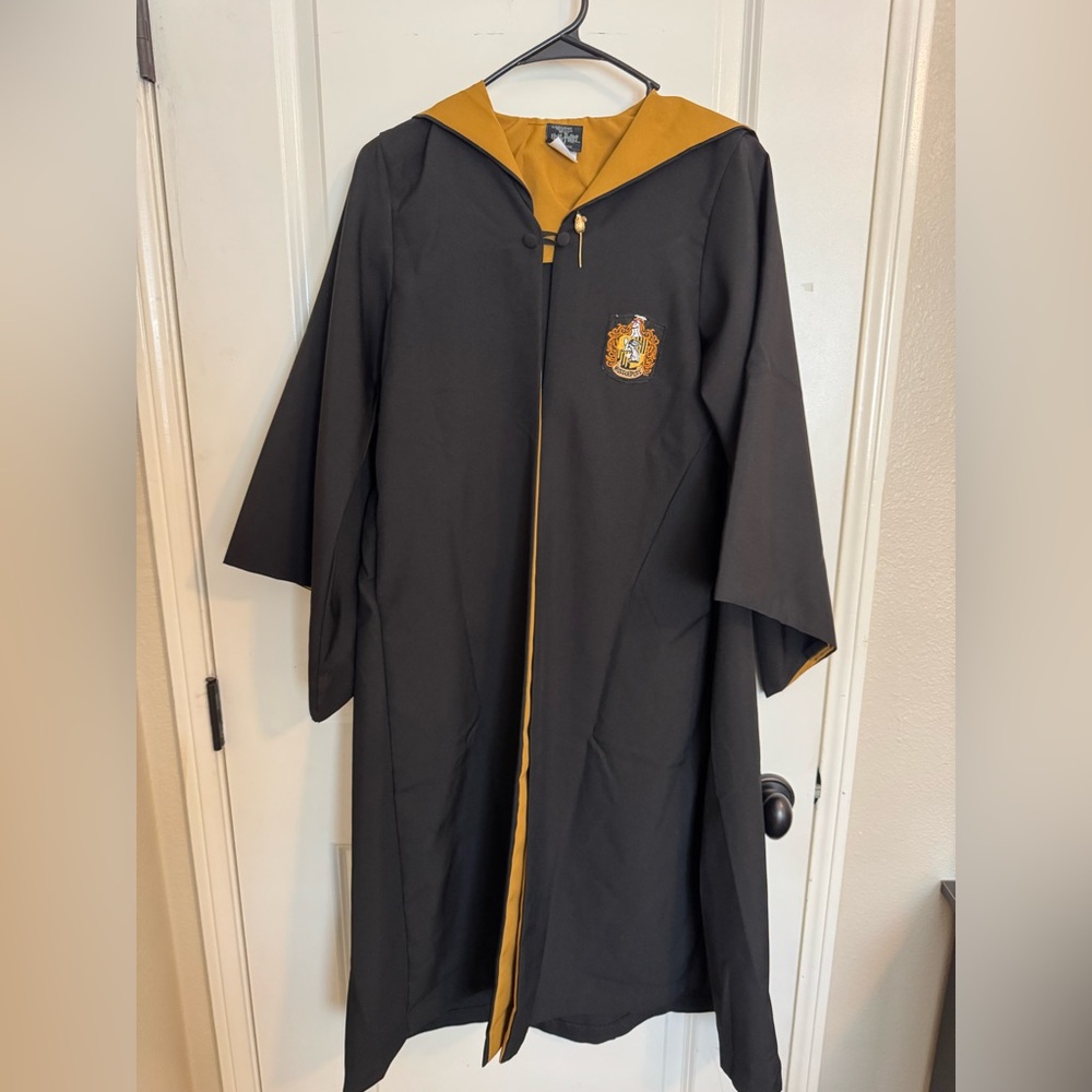 Harry Potter Black and Gold Wizard Robe XXS Hufflepuff